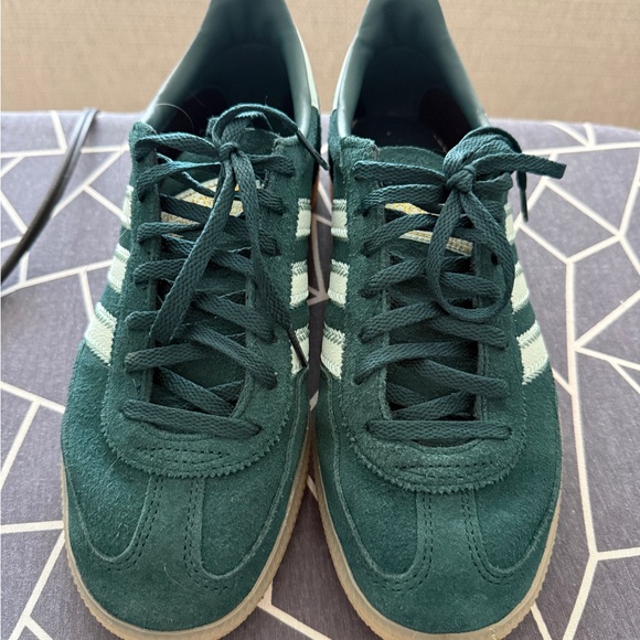 adidas Shoes - Handball Spezial in Aurora Ivy and Ash green